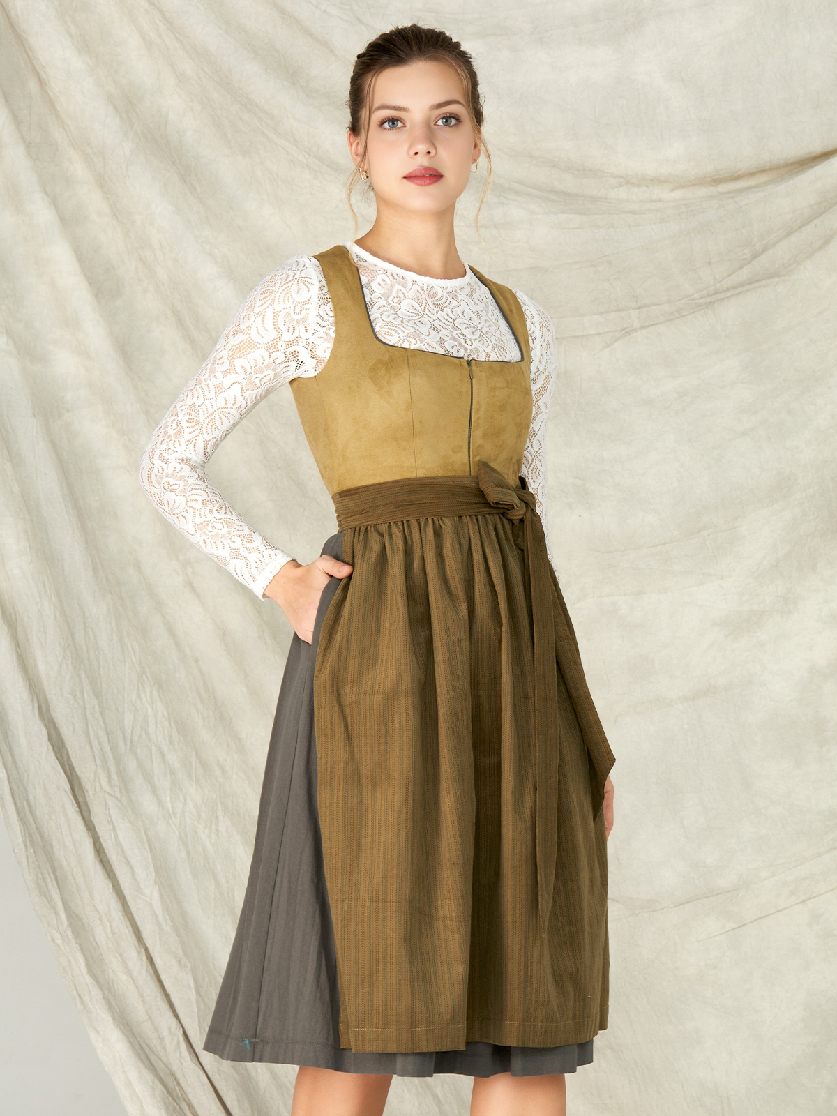 Dirndl in Grün – stilvoll und erschwinglich