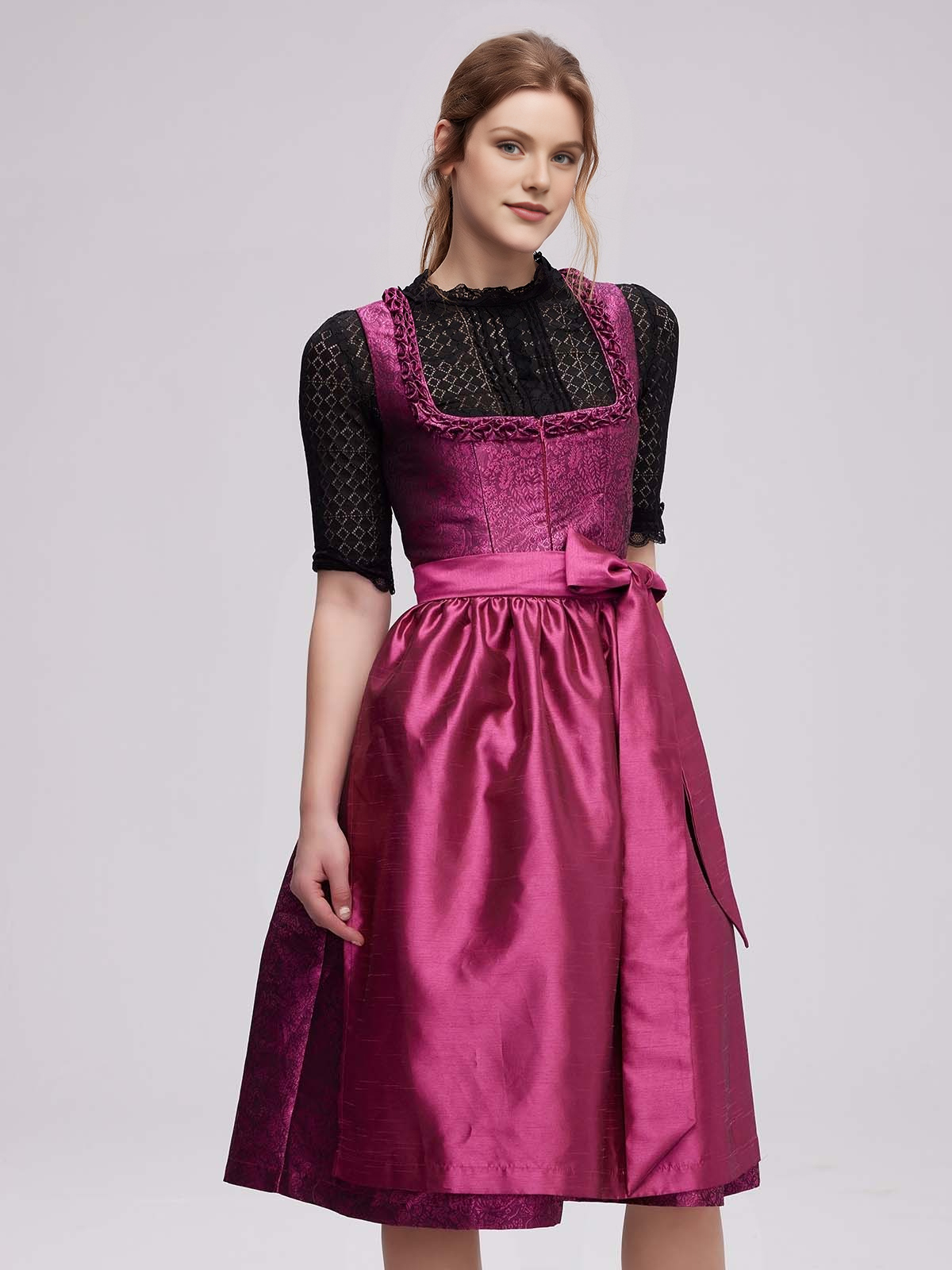 Dirndl in Pink mit perfekter Passform