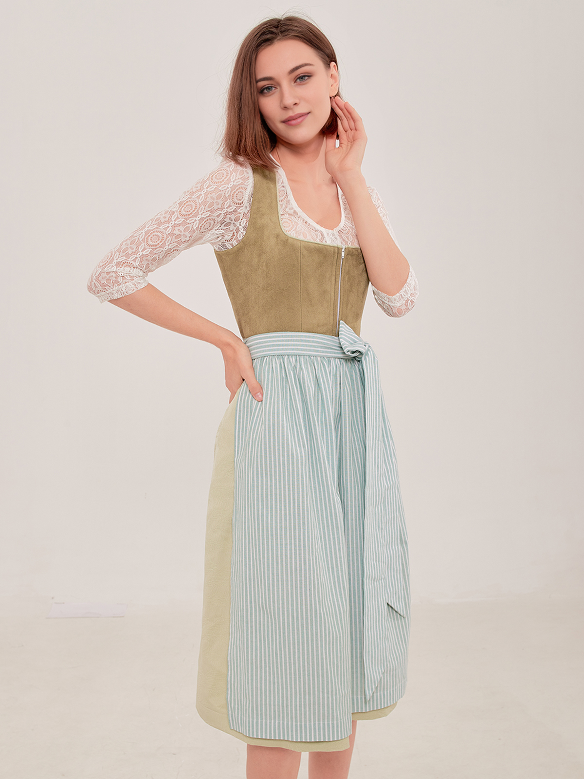 Dirndl Bluse Lang in Grün
