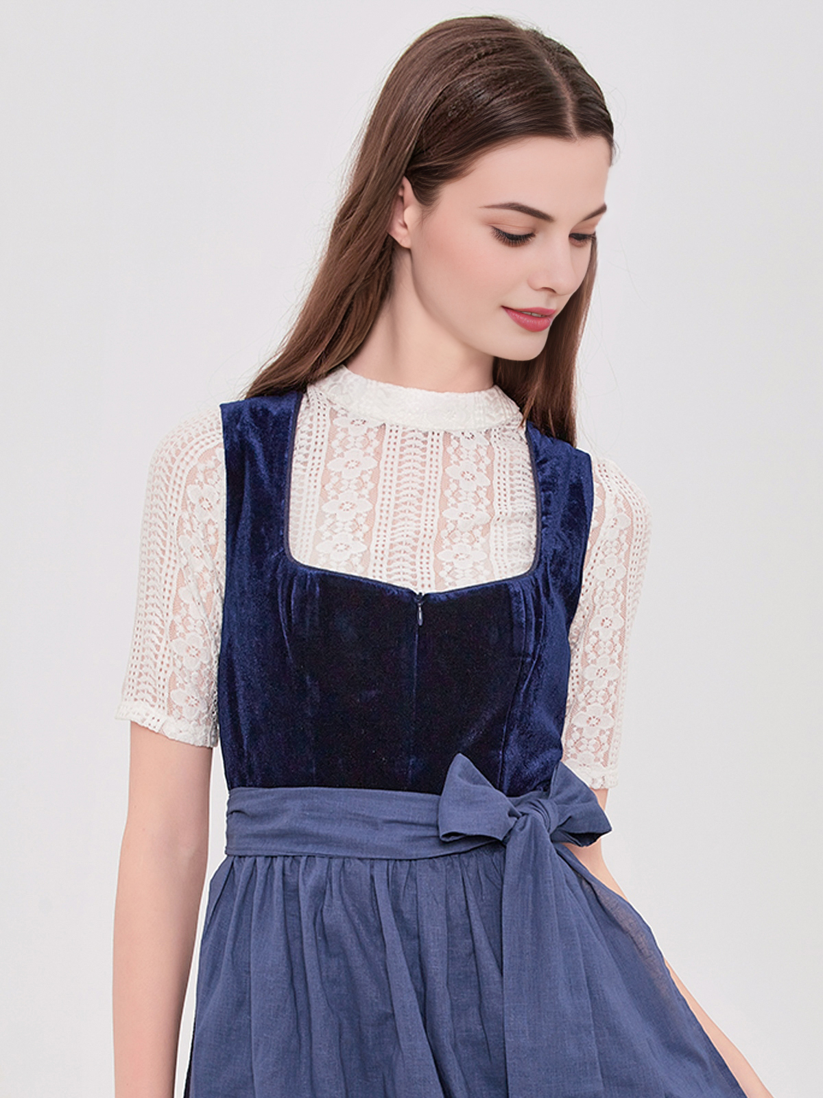 Dirndl Lindgrün in eleganter Ausführung