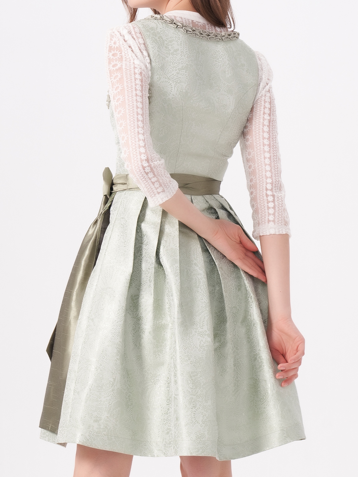 Dirndl in Grün – Ein moderner Twist auf klassische Tracht