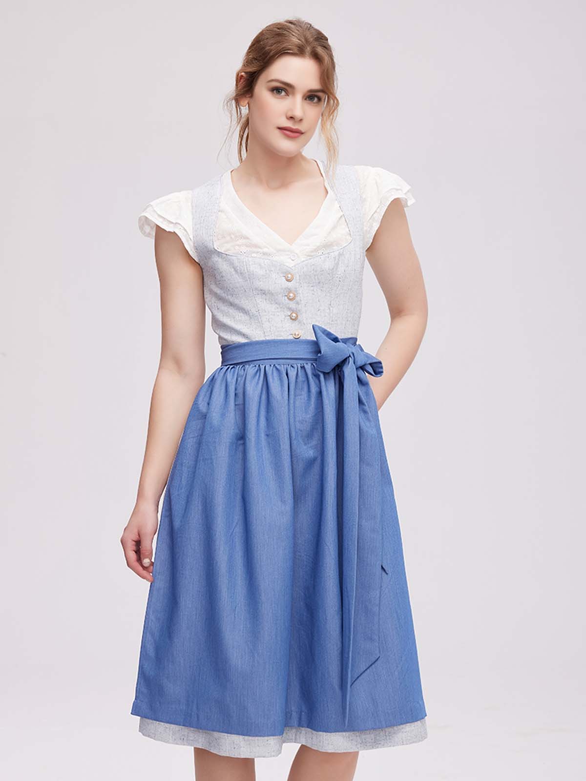 Moderne blaue Midi-Dirndl mit schmalen Trägern und taillierter Silhouette